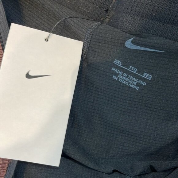 Nike Men’s Repel 2-n-1 Running 7" Shorts - Picture 10 of 13